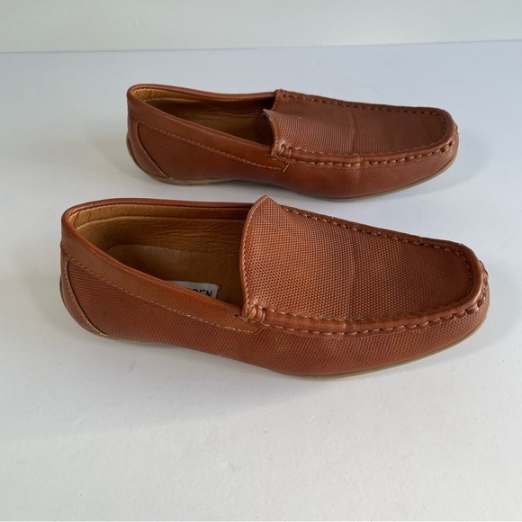 STEVE MADDEN Driving Loafer Tan Slip On Brown Shoes Girls Size 3 - Picture 3 of 10